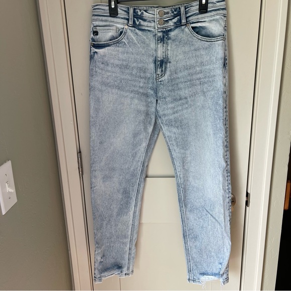 KanCan Cadence Ultra High Rise Slim Straight‎ Leg Jeans Size 15/31 Light Wash - Picture 1 of 4